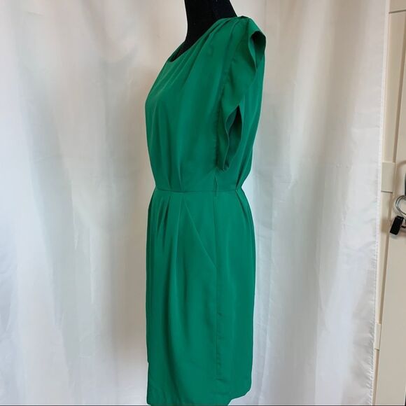 Eliza J Green Drape Sleeve Pleated Missy Sheath Waist Dress Size 4 - Picture 6 of 16